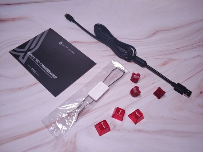 好：黑爵MK87无线游戏机械键盘新葡京三模屏显颜值高好用不贵手感(图8)